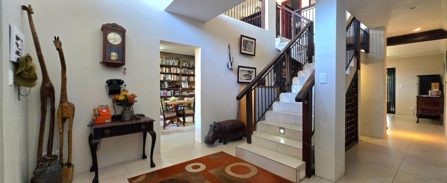 6 Bedroom Property for Sale in Franskraal Western Cape